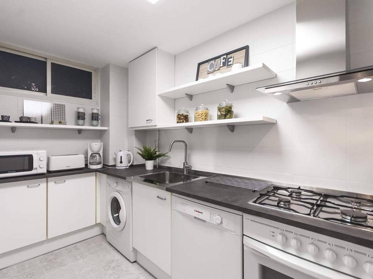 Lets holidays apartment in Sant Martí Barcelona Exterior foto